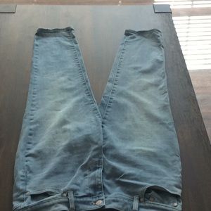Women’s jeans